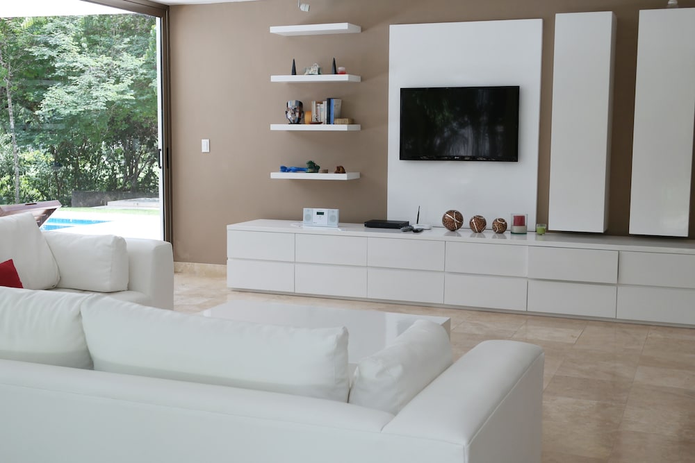 Bahia Principe Vacation Rentals - Three-Bedroom House