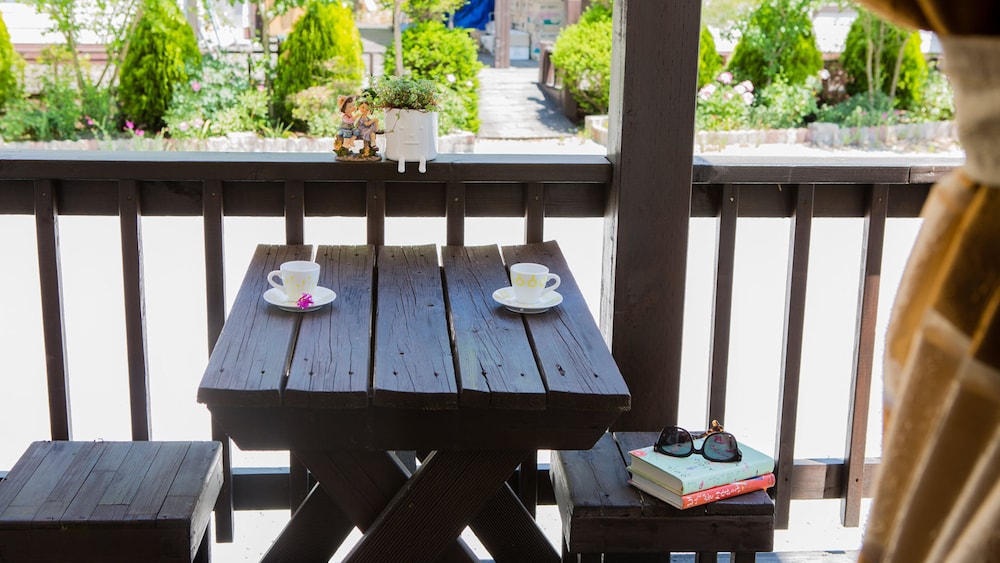 Muju Cherish Pension