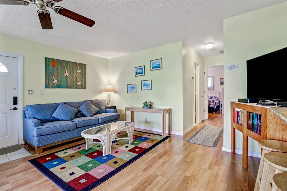 1335 Santos Rd-upstairs Unit view 5