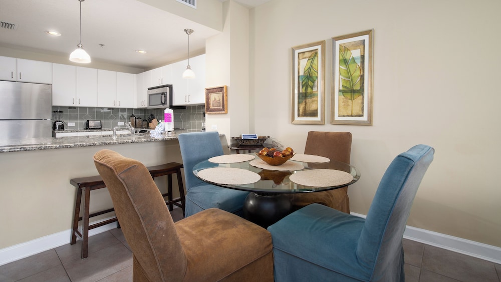 20th Floor Condo! Sleeps 8! Gulf Front Master Suite w/ Beautiful Gulf Views!