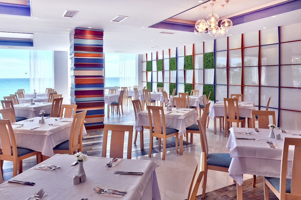 Grifid Encanto Beach Hotel - Wellness & SPA
