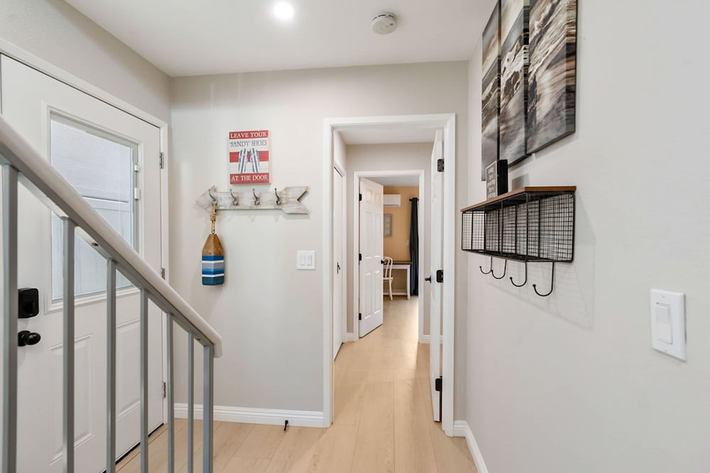 Beachfront Home In Carlsbad - Remodeled