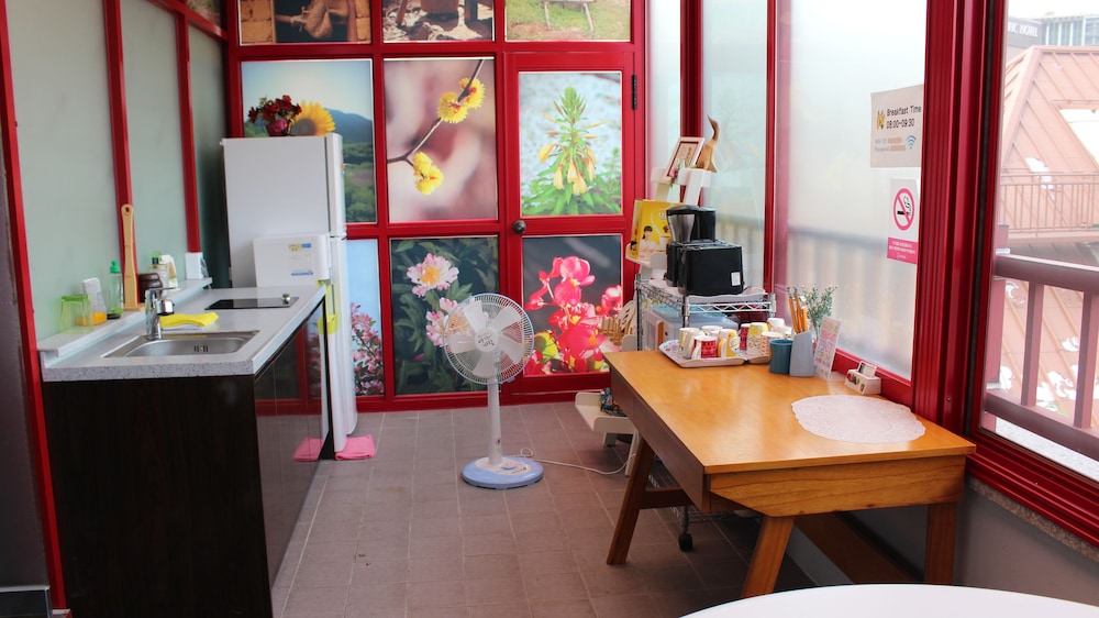 WELL PLUS BNB Guest House