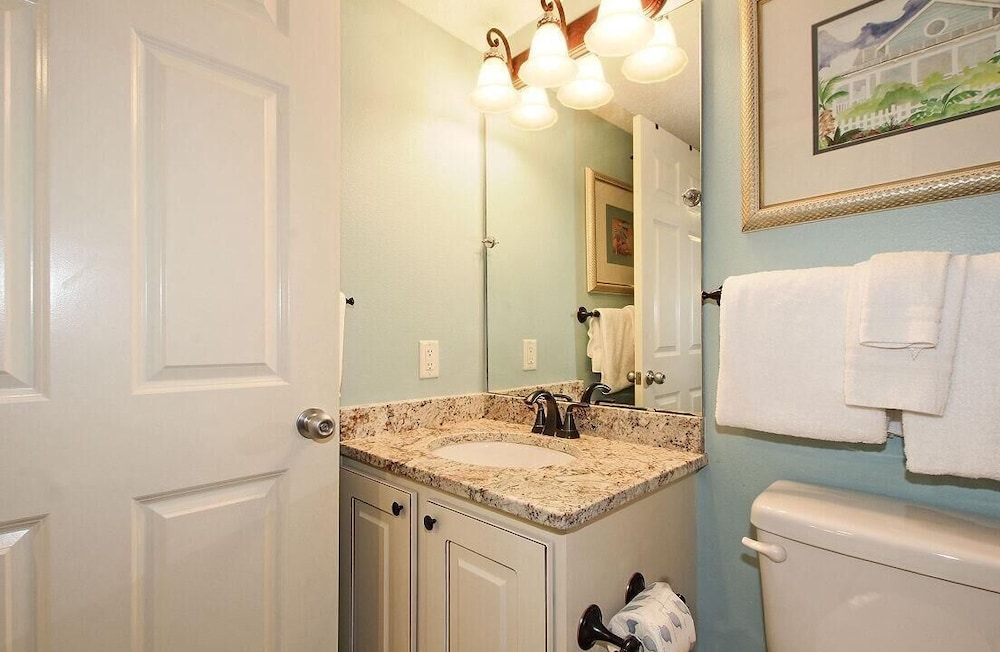 Pelican Beach Terrace 1203