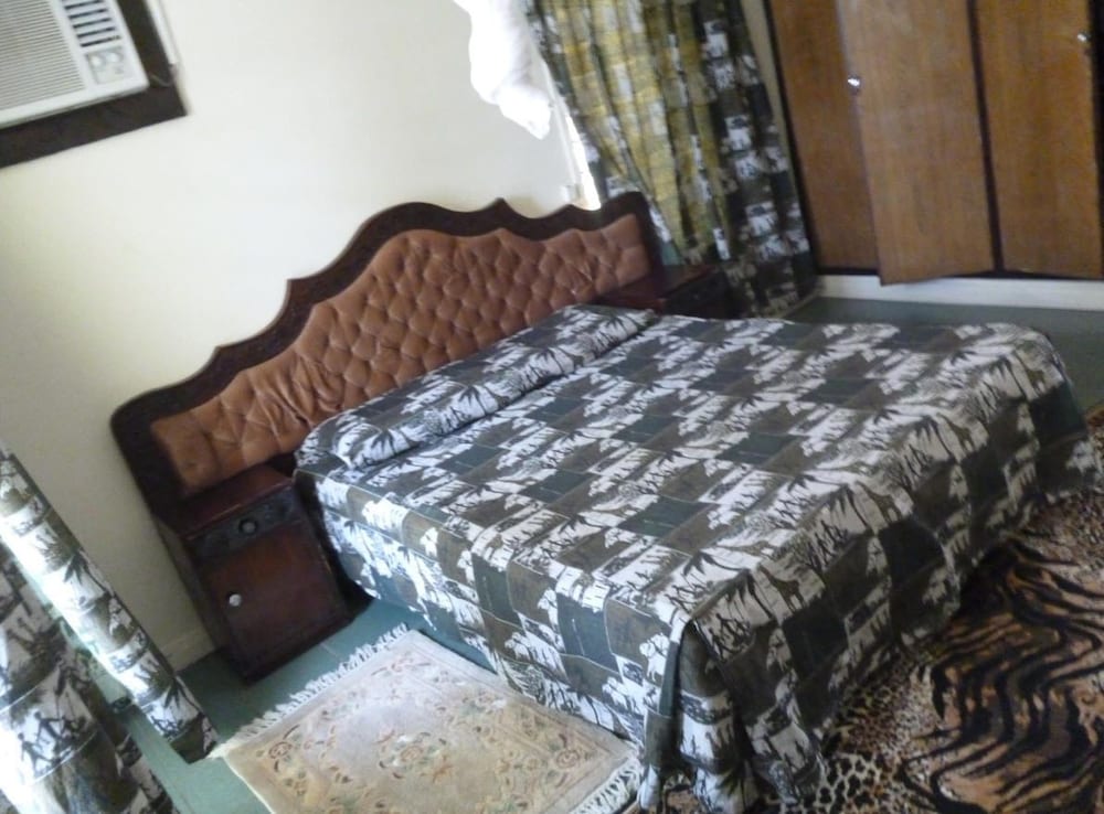 Athina Beach Guest House view 2