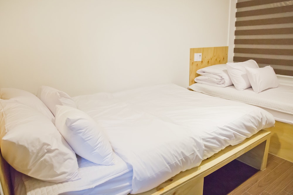Step Inn Myeongdong 1 10