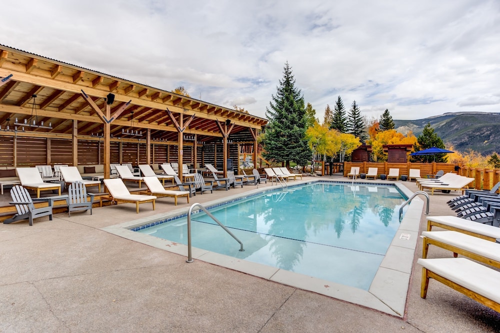 Grand Lake Lodge