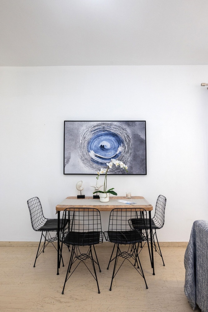 Zen Beach House in Tinos 1