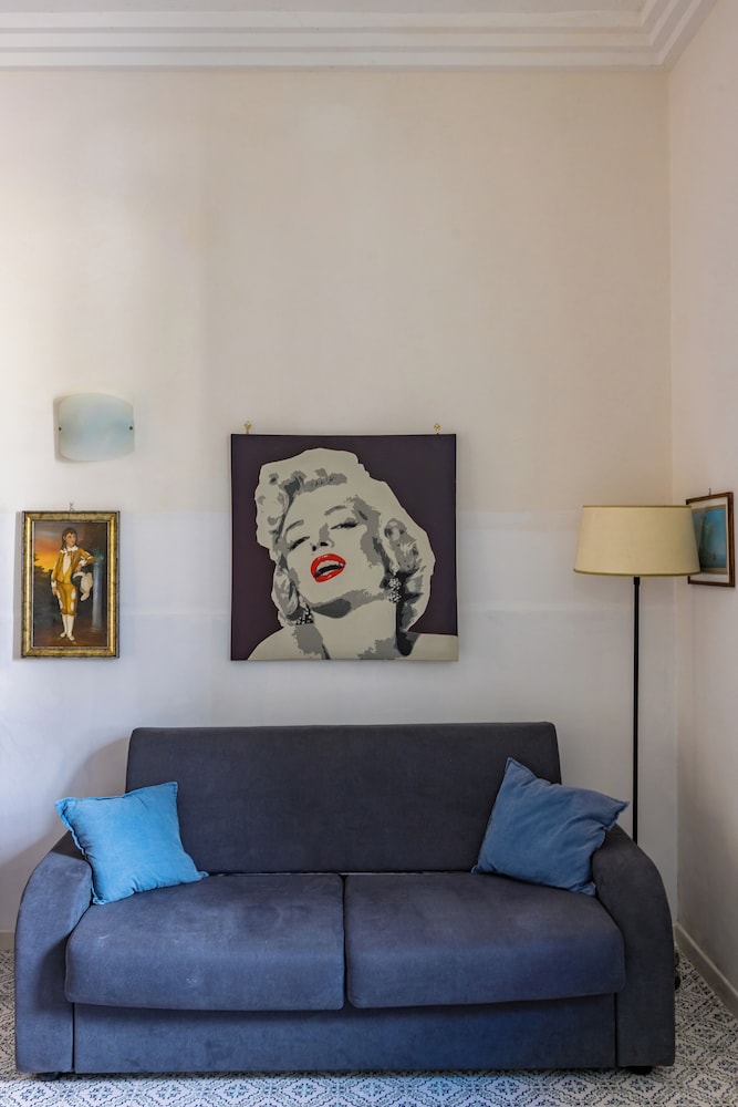Villa Villari Terrace and Patio by Napoliapartments