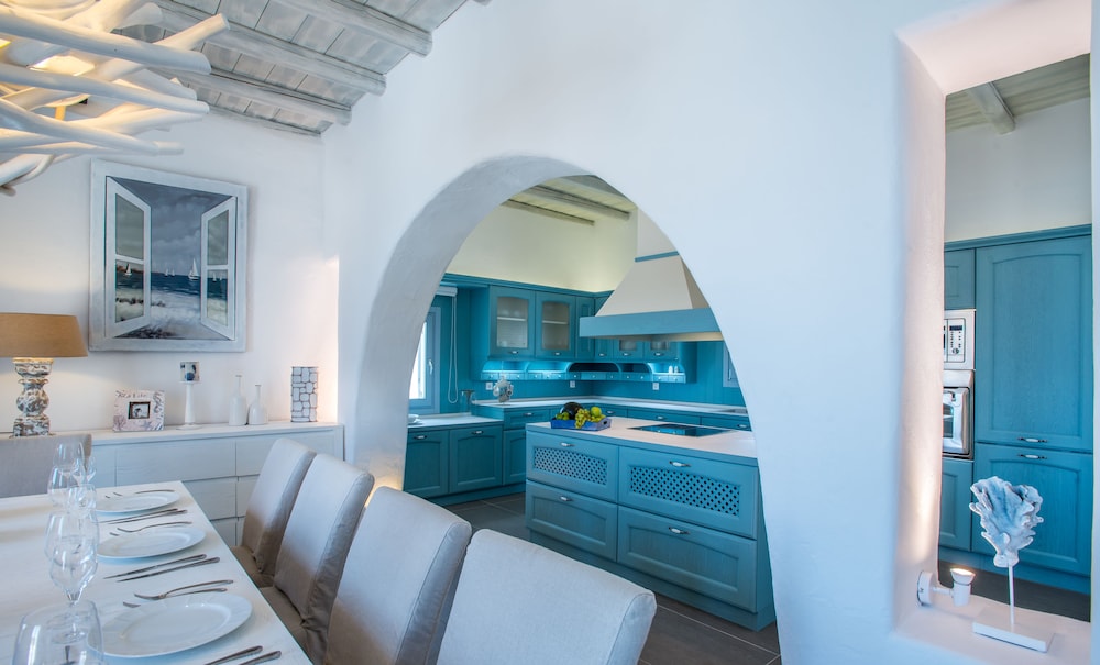 Aelia Paros Villas