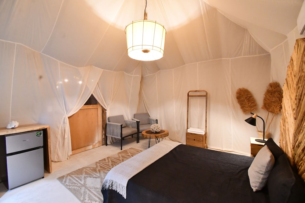 Arena y Mar Seaside Glamping Adults Only