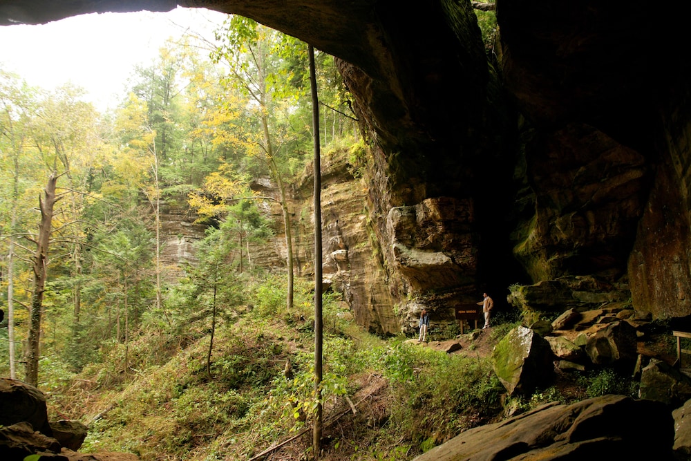 Carter Caves State Resort Park