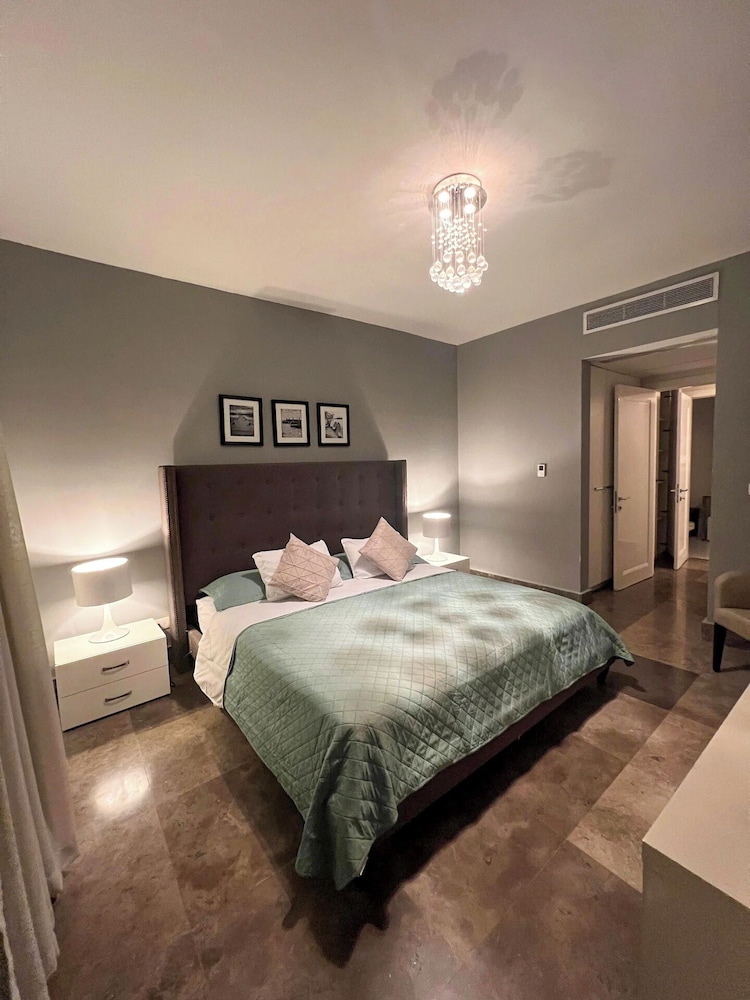 Lujosa Suite Piso 53 - Yoo Panamá 53K