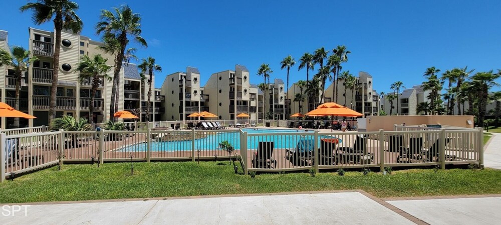 Renovated Beachfront Condo * 2 Pools *Tons of Beds (Bahia Mar #426) by RedAwning view 3