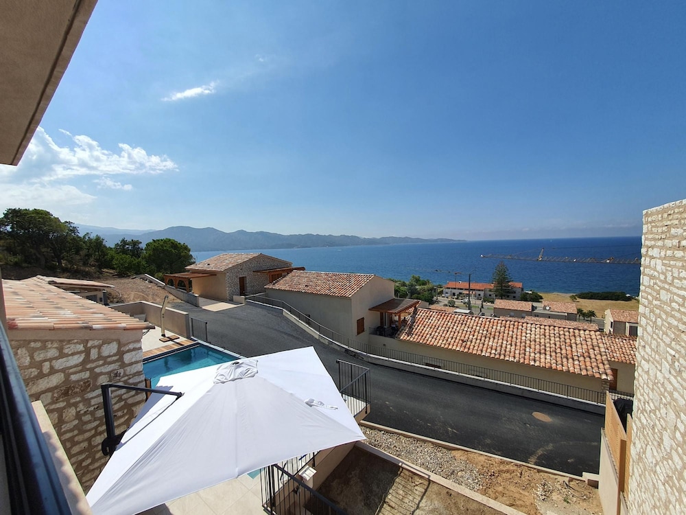 Mor401 - T5 Neuf Piscine vue mer Panoramique