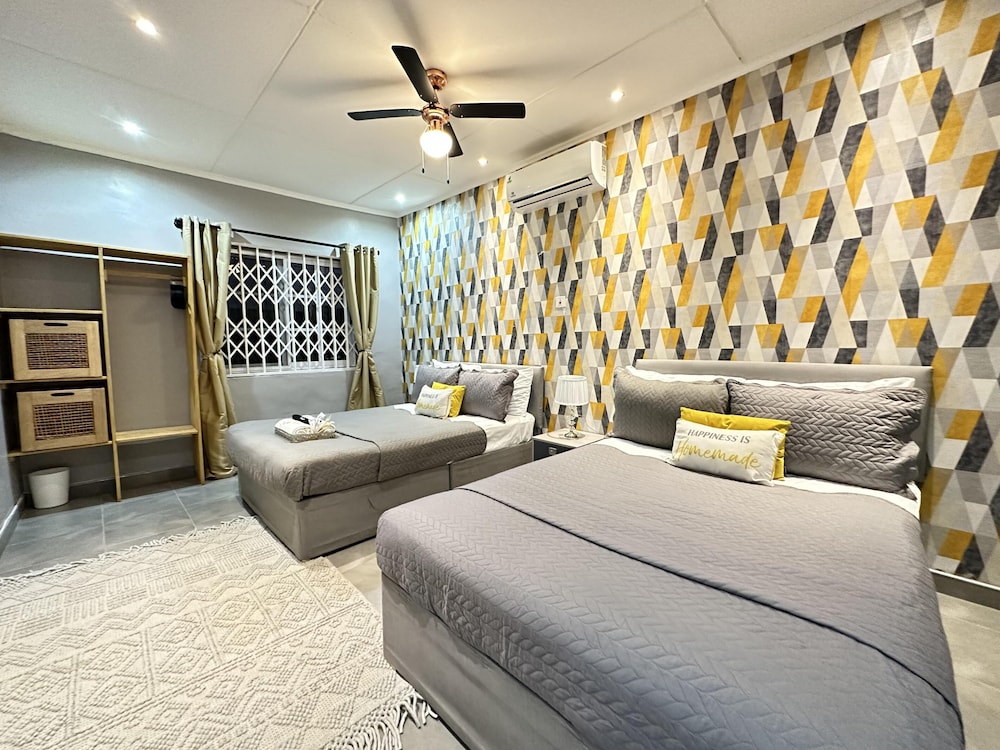 Luxurious Villa With Private Pool, Hot Tub and Bar view 5