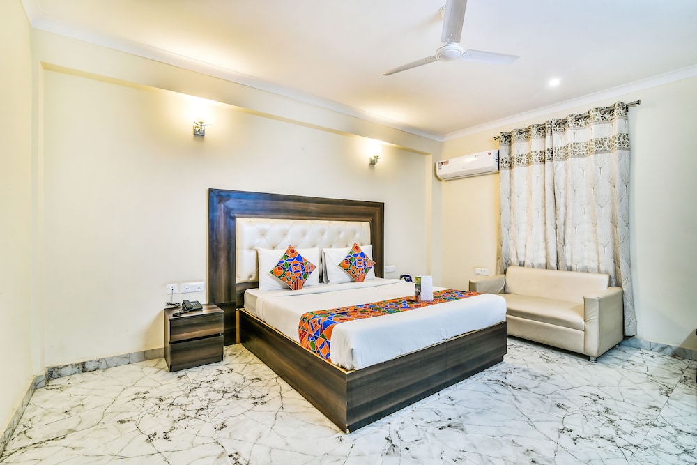 FabHotel Tavishk