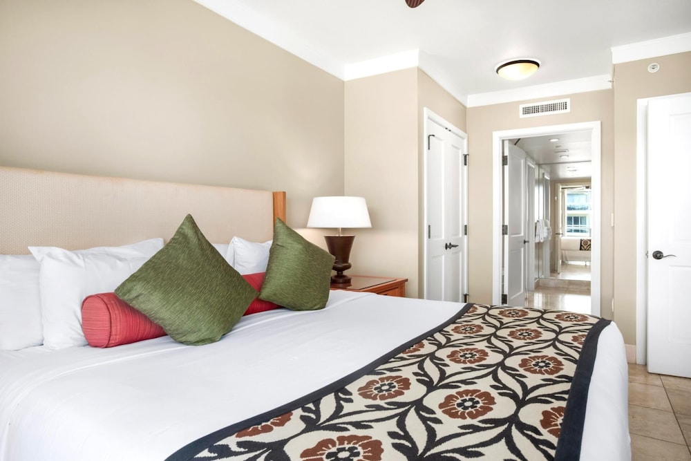 Honua Kai Hokulani 3 Free Rental Cars KBM Resorts Most Stunning Views 3 Units, 6 Bedrooms Ml-1952