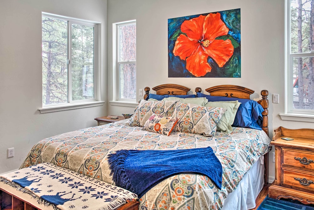 Flagstaff Family Retreat w/ Patio & Mountain Views view 2