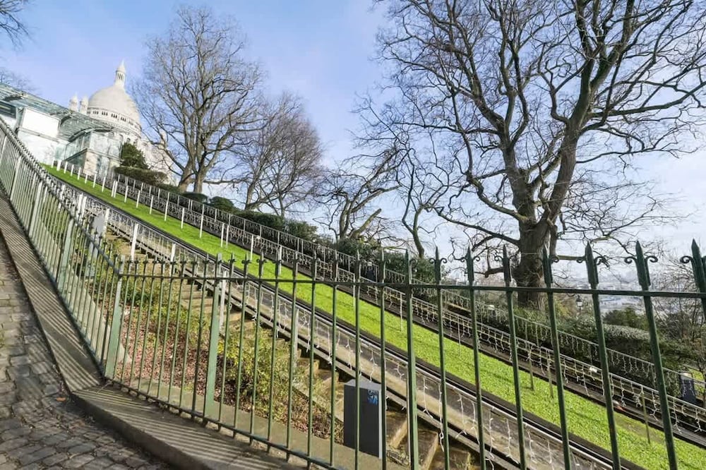 Charming Studio-montmartre-bail Mobility
