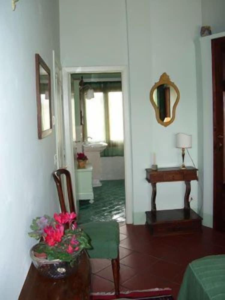 Photo 40