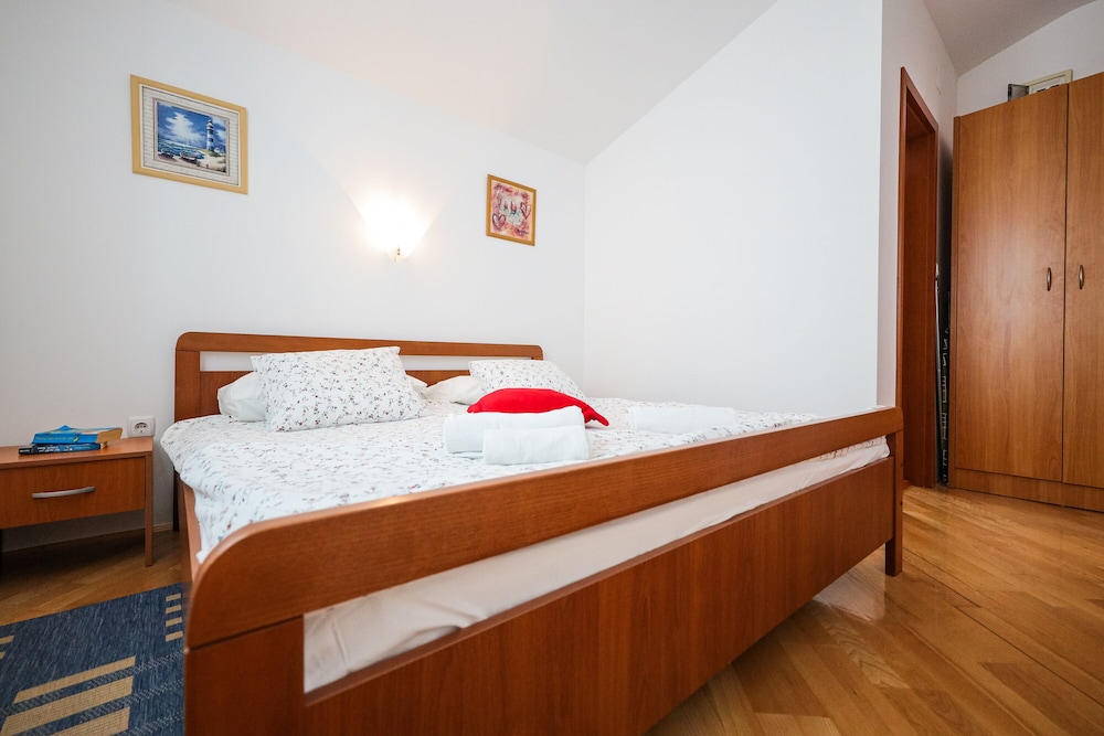Luton Apartments, Zadar - Kozino, Heated Pool & Hot Tub