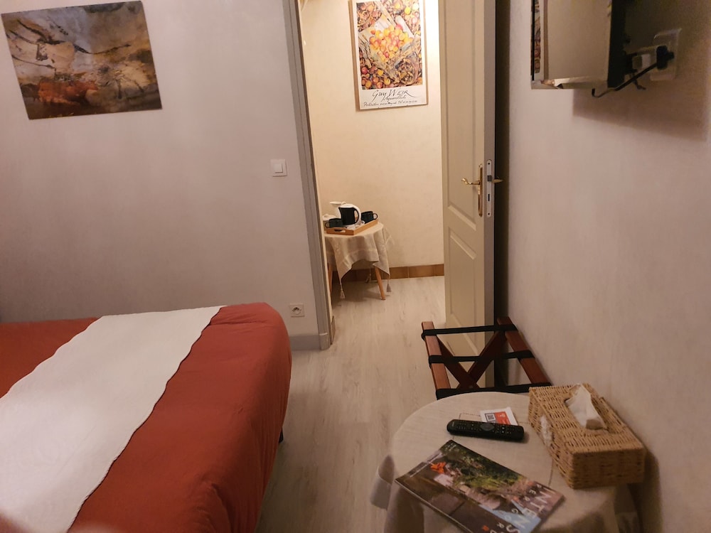 LES FEUILLANTINES view 5