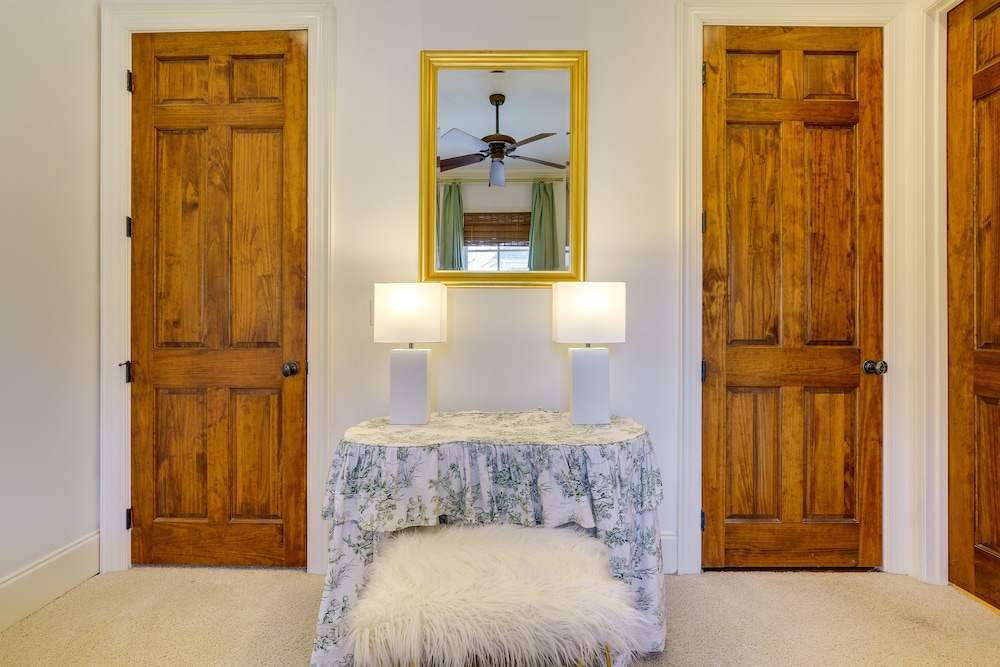 Oxford Vacations - Large, Elegant Home < 2 Miles to Ole Miss! - Property Image 9