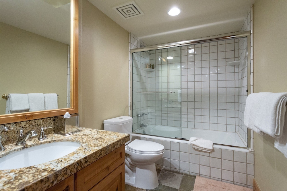 Trail's End Lodge at Deer Valley Resort - One Bedroom Residence with Spa #204 1 Condo