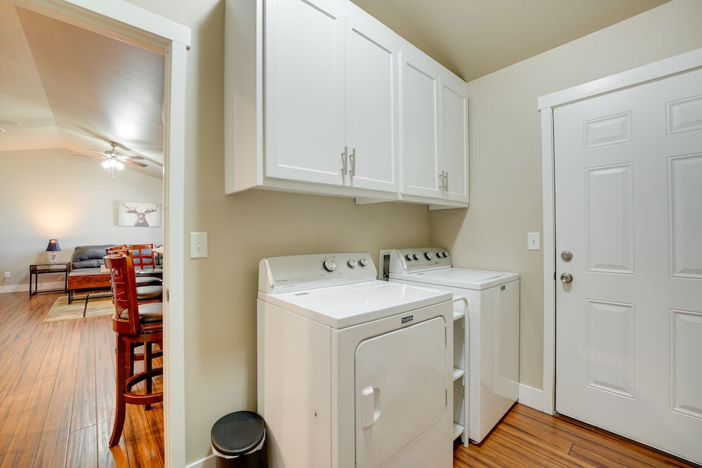 Laramie Vacation Rental ~ 4 Mi to Downtown! view 2