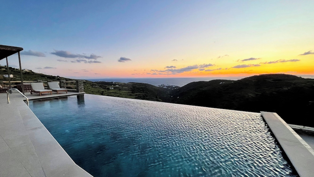 Mythic Villa