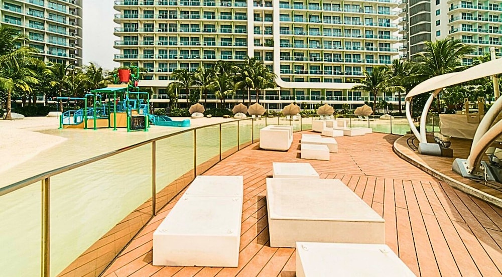 Value Yourself Luxury Beach Near Airport