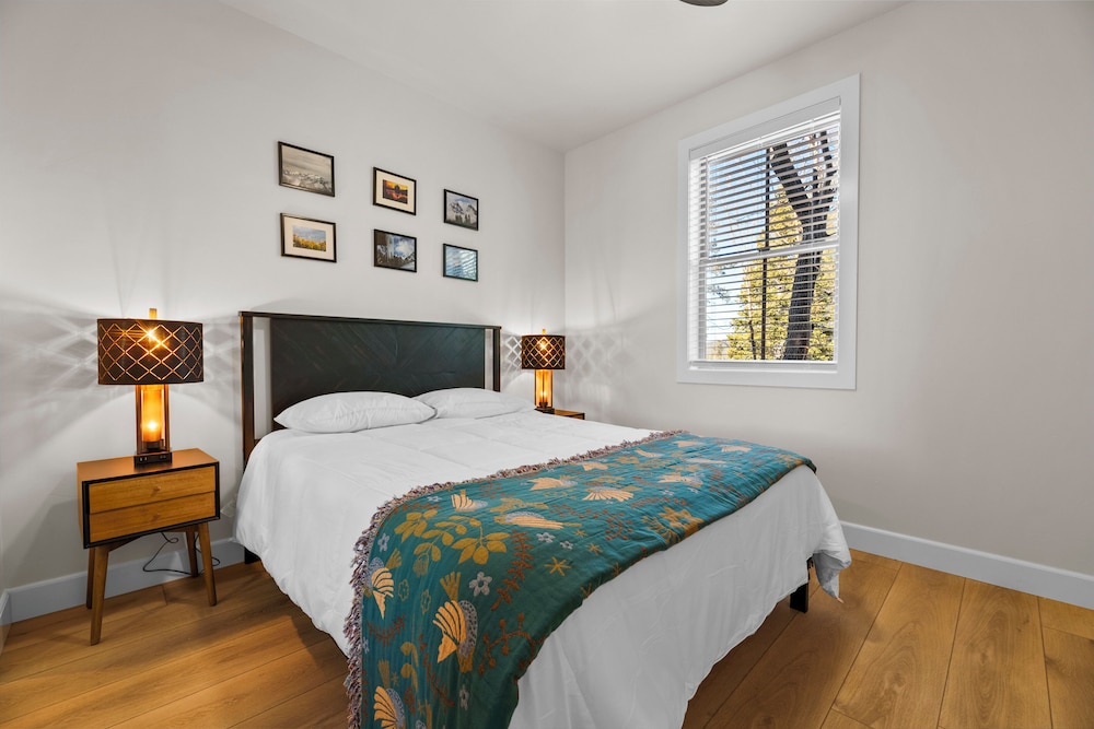 Pine Meadow All Seasons Lodge