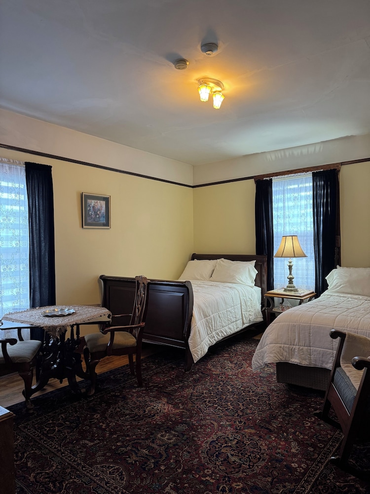Royal Hotel Sydney