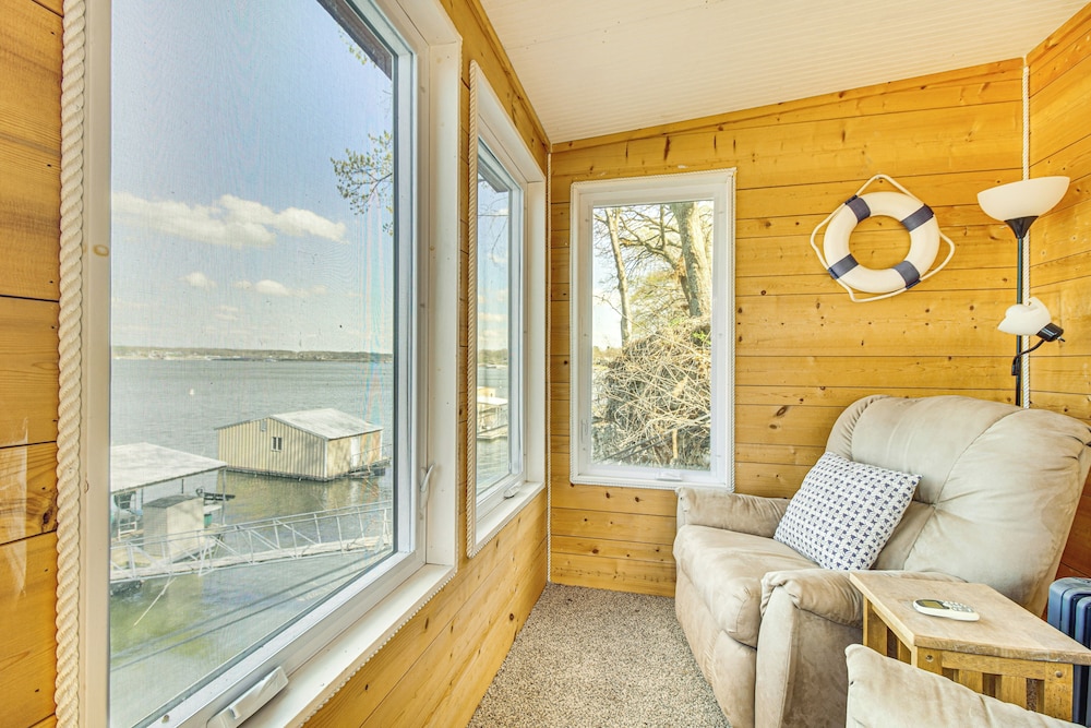 Grove Lake House w/ Boat Dock & Outdoor Spots!