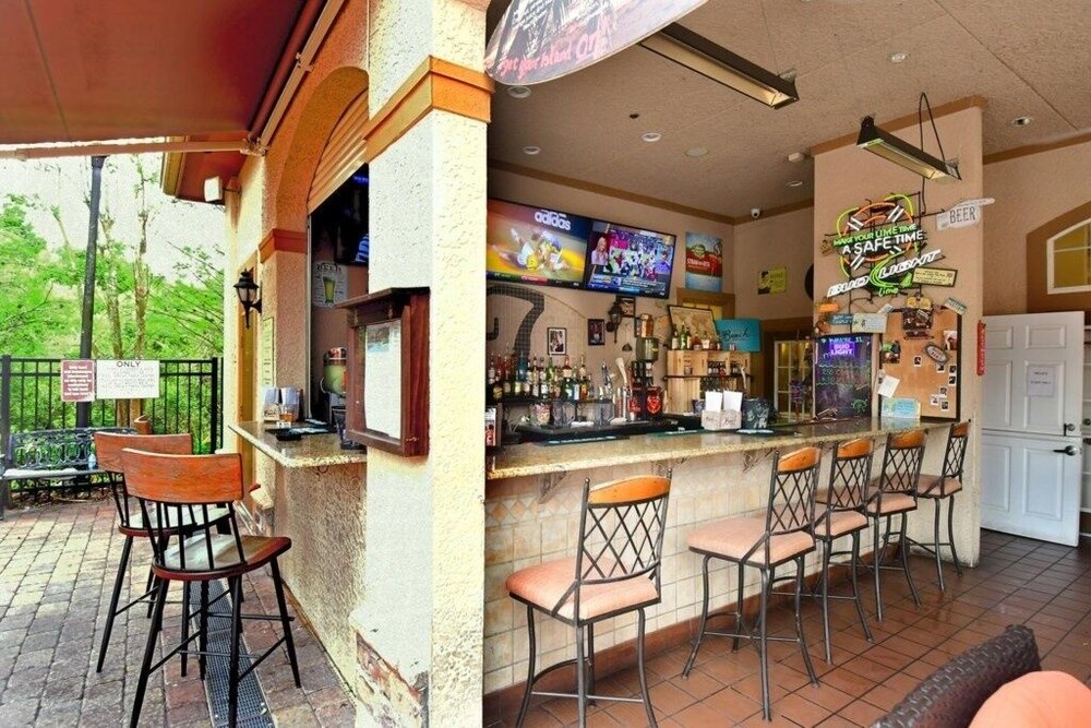 Tuscan Dream 2 Bedroom Condo by RedAwning view 5
