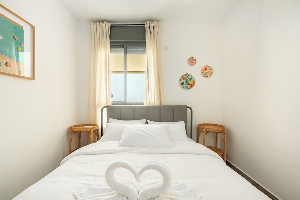 Achziv Chic Beach Haven by Sea N' Rent