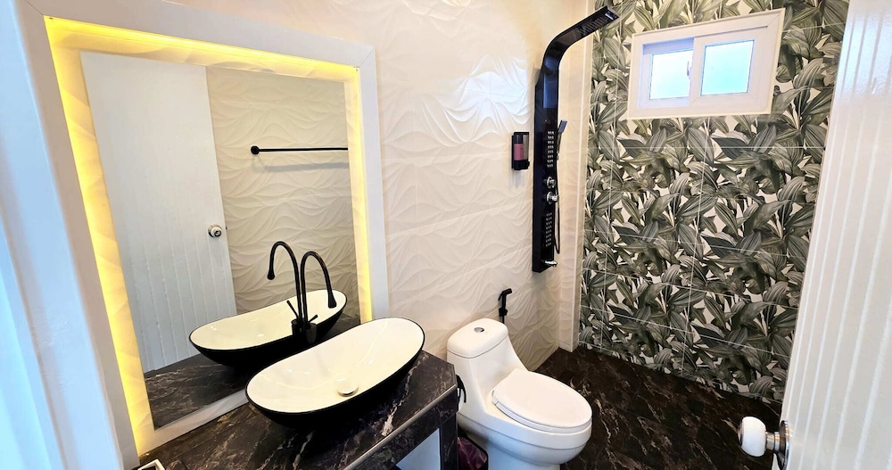 LUMALAND Luxury Pool Villa Pattaya Walking Street