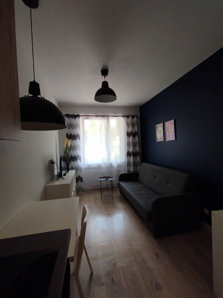 Adler Apartments
