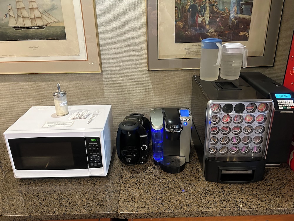 New Haven Vacations - Luxury Furnished Apartments by Hyatus Downtown at Yale - Property Image 120