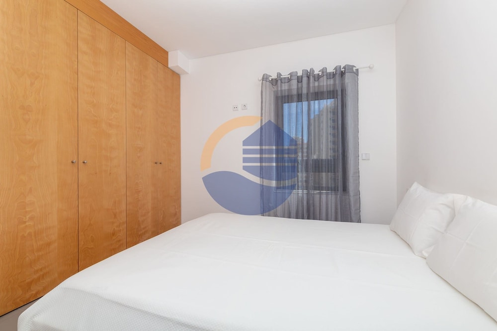 06 in Portim o With 3 Bedrooms and 2 Bathrooms