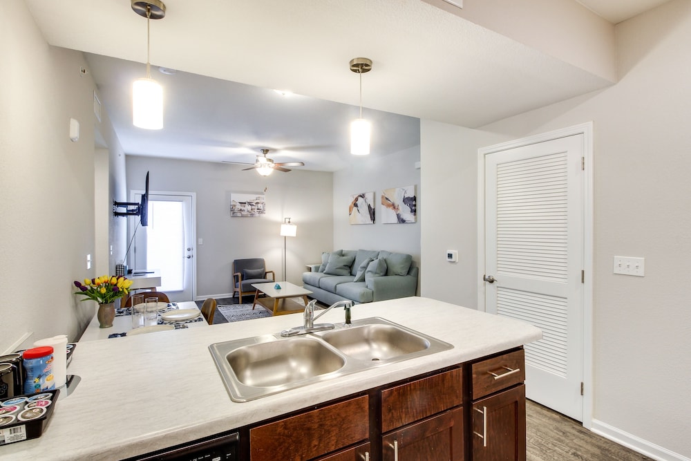 Emporia Vacations - Emporia Apt w/ Playground: 2 Mi to Main Street! - Property Image 11