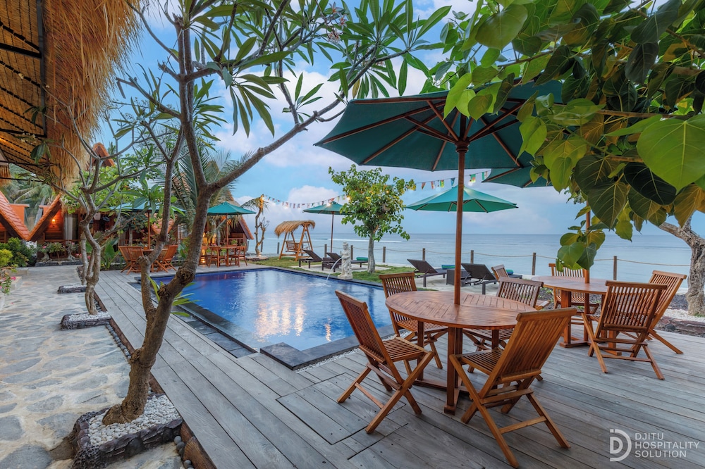 La Semaya Beach Villas