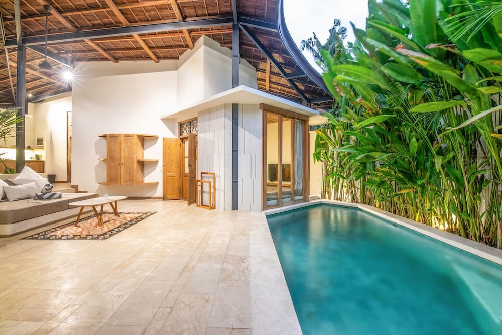 BA Villa 4 1BR Lush 1-br Villa With Pool 4 Mins to Echo Beach