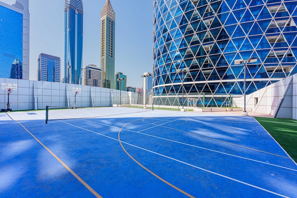 Well-furnished 3 Bedroom in Park Towers Difc