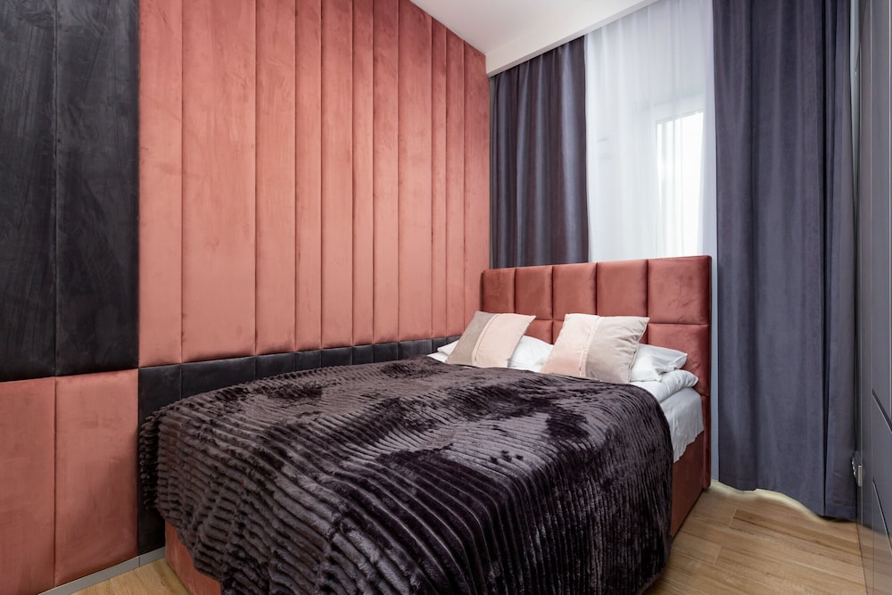 Apartments Warsaw Business Center by Renters view 2