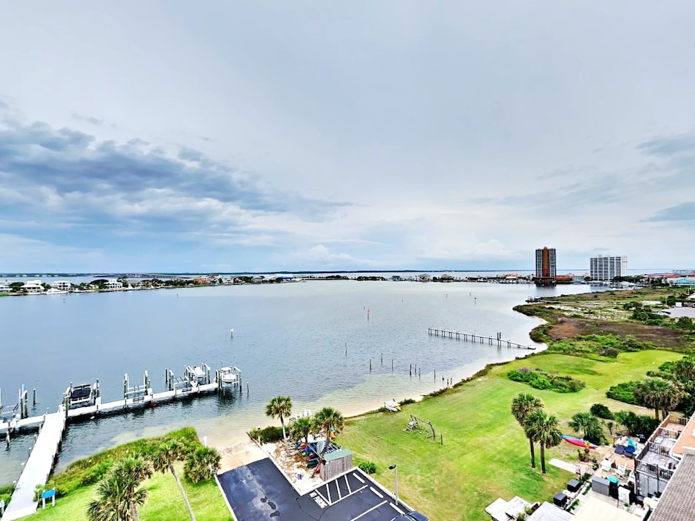 Sabine Yacht & Racquet #8D by Southern Vacation Rentals