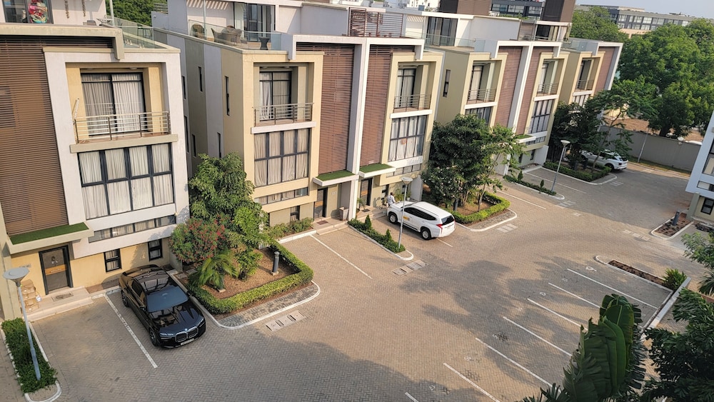 Acasia Luxury Homes Cantonment