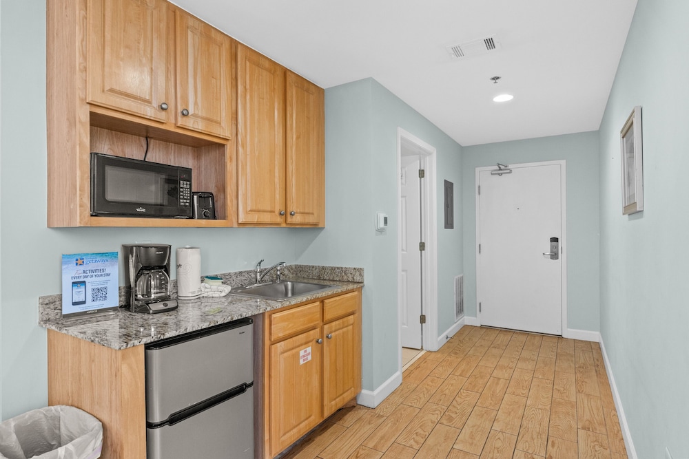 Splash Beach Resort by Panhandle Getaways
