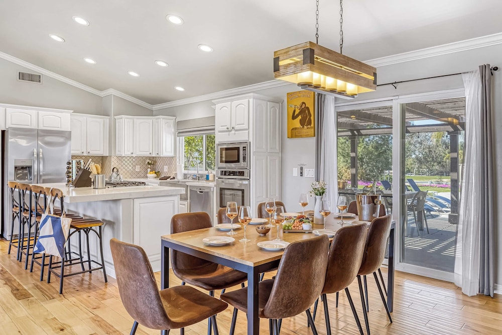 Temecula Wine Country Home w/ Pool, Hot Tub, Game Room & Vineyard Views